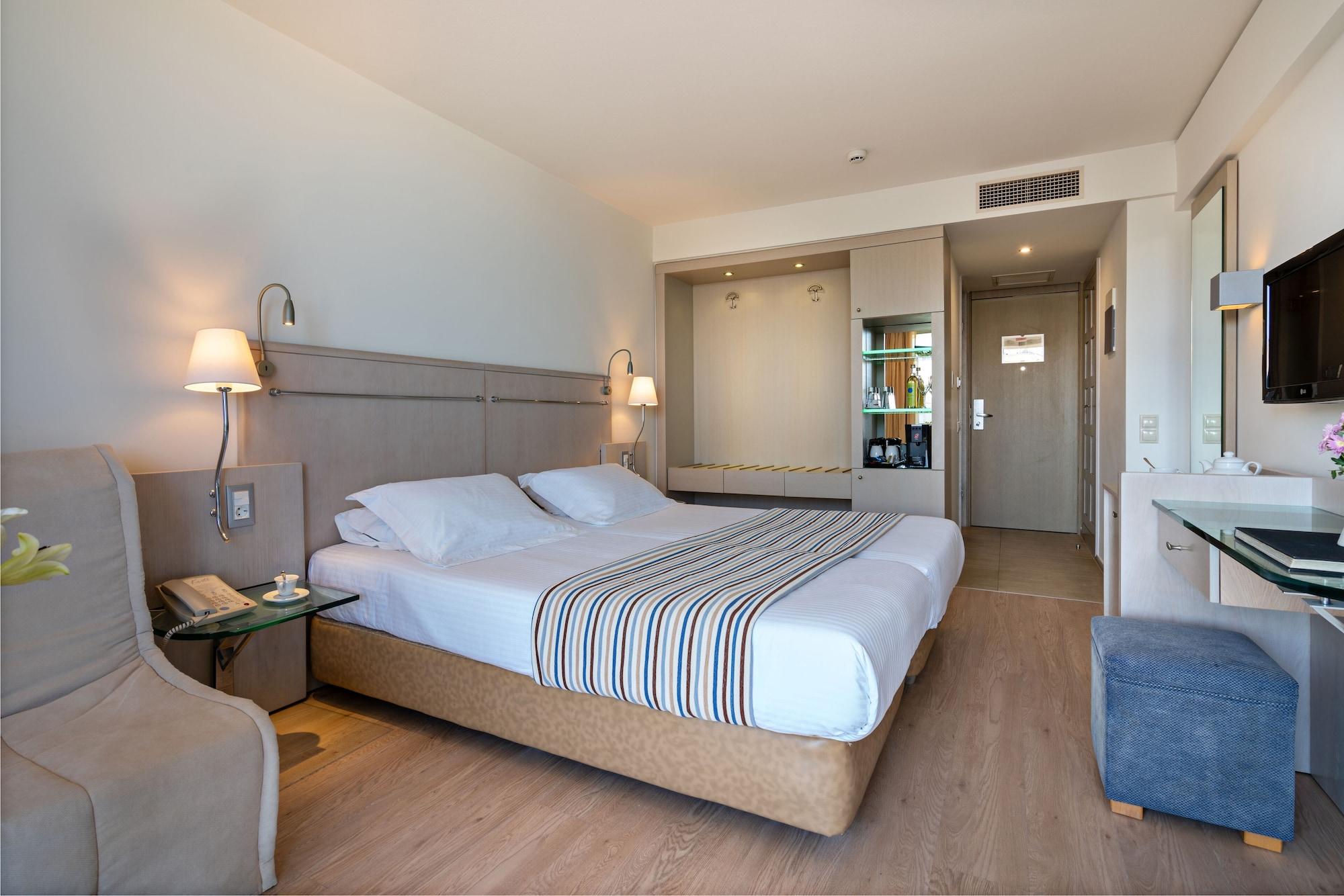 Kriti Beach Hotel Rethymno  Bagian luar foto