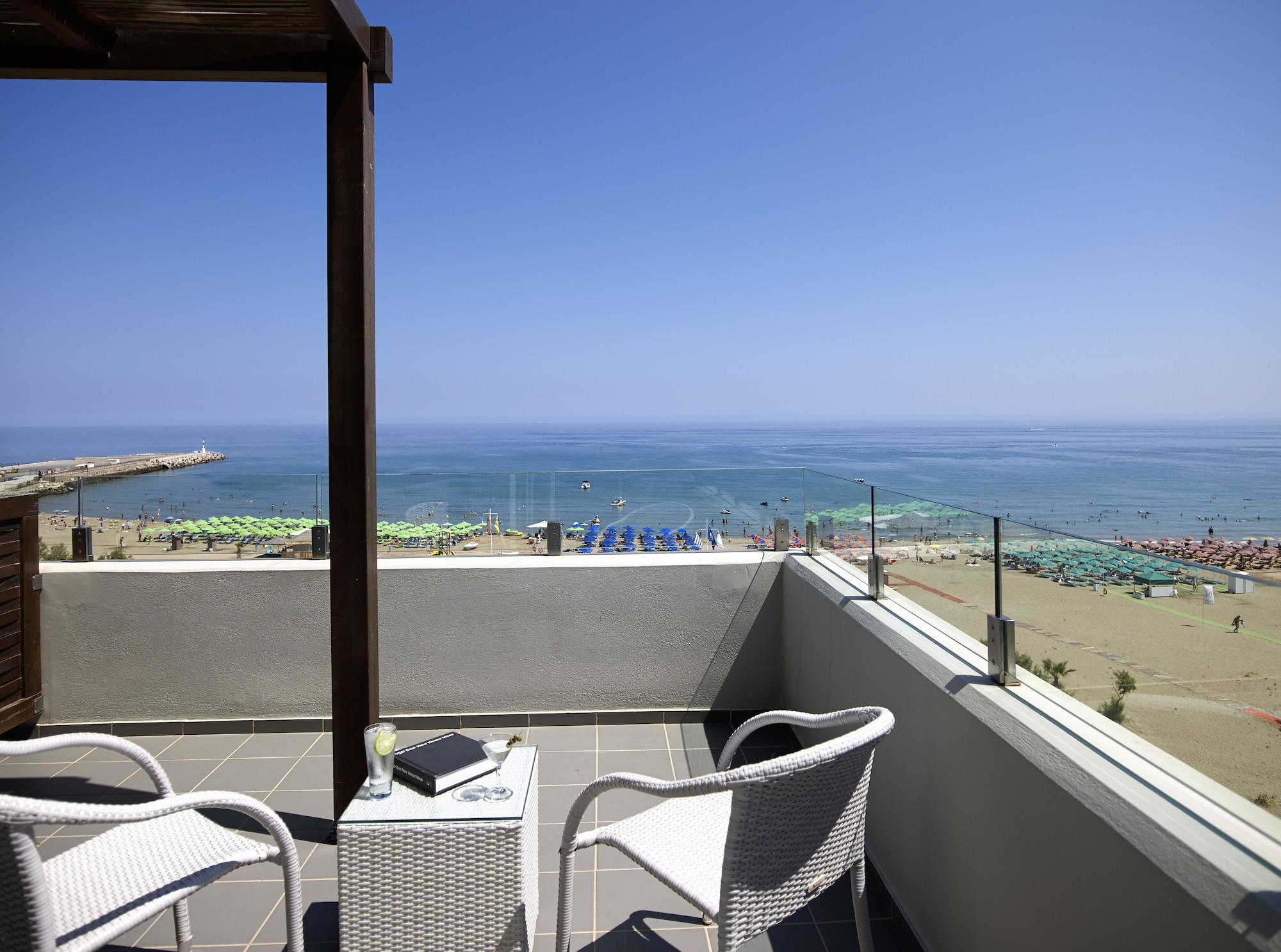 Kriti Beach Hotel Rethymno  Bagian luar foto