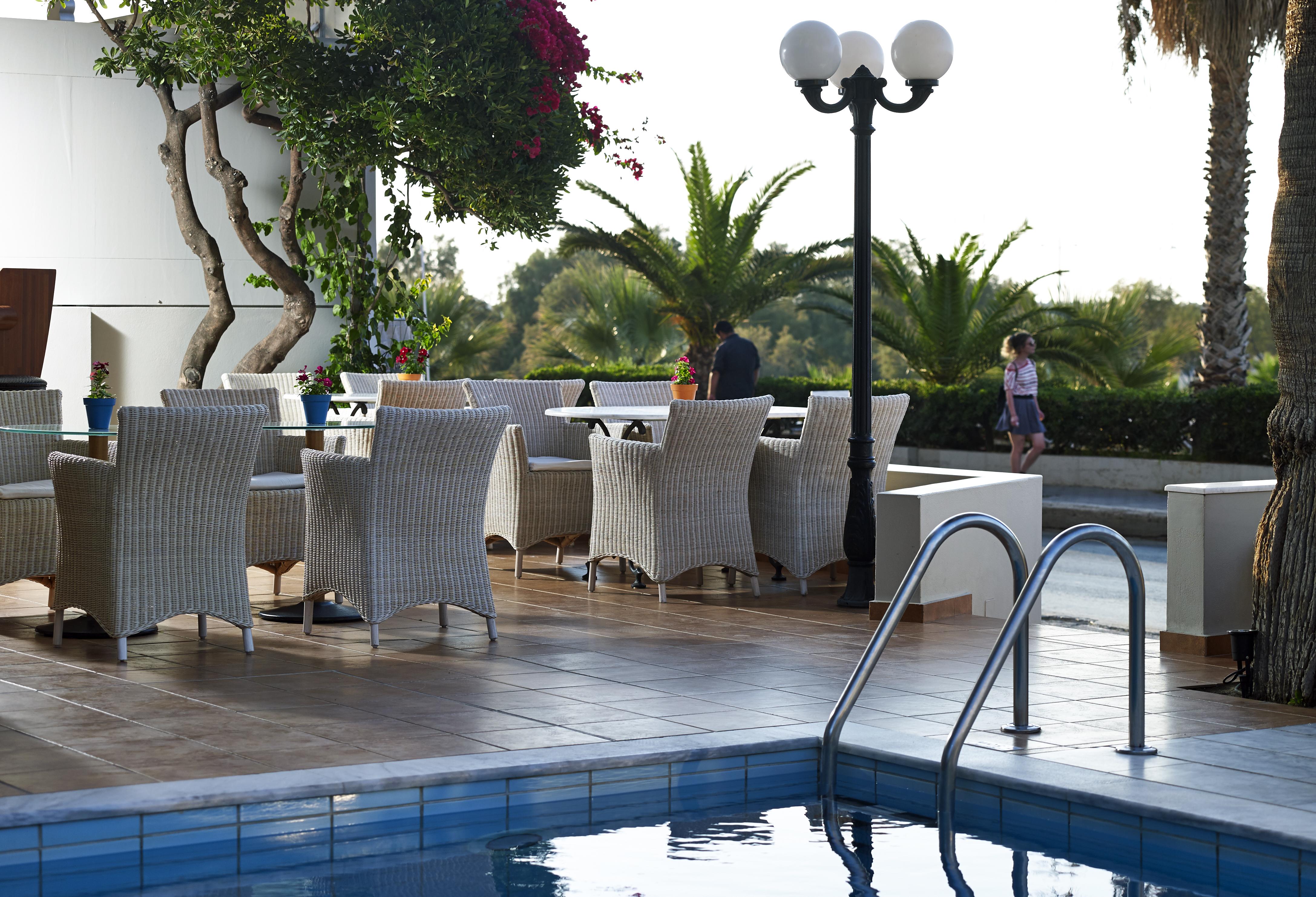 Kriti Beach Hotel Rethymno  Bagian luar foto